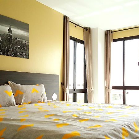 The All 24 Luxury Residence Bangkok Buitenkant foto